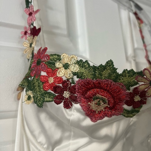 Floral Embroidered Maxi - Picture 11 of 11